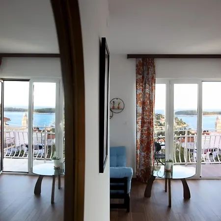 Affittacamere Tanya-apartments And 3*