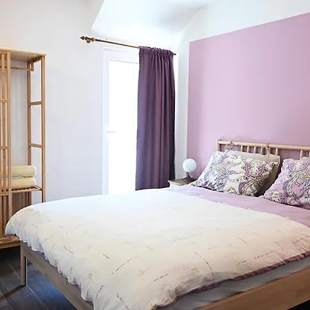 Guest house Tanya-apartments And Hvar Town