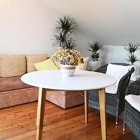 Tanya-apartments And 3* Χβαρ