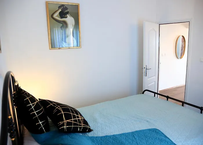 Penzion Tanya-apartments And