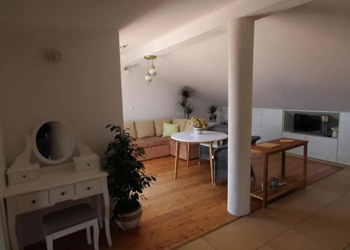 Penzion Tanya-apartments And 3*