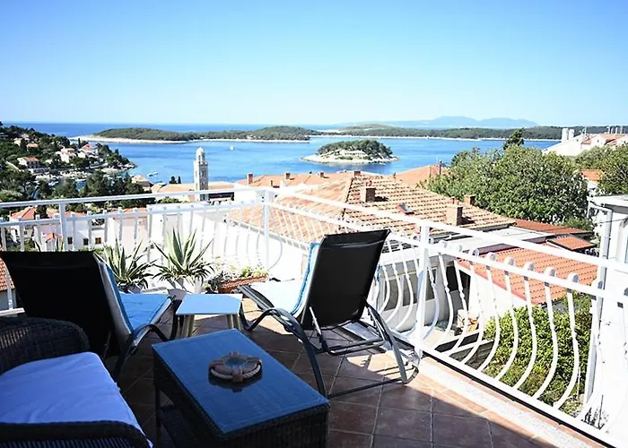 Penzion Tanya-apartments And