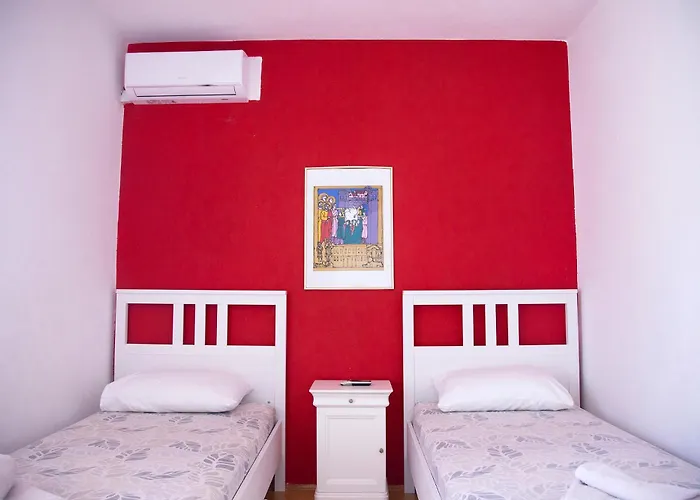 Penzion Tanya-apartments And