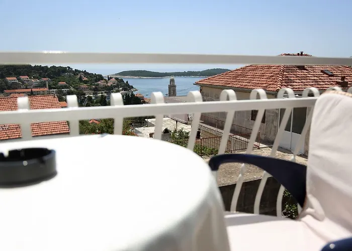 Penzion Tanya-apartments And 3*