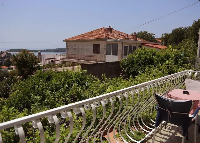 Tanya-apartments And Penzion